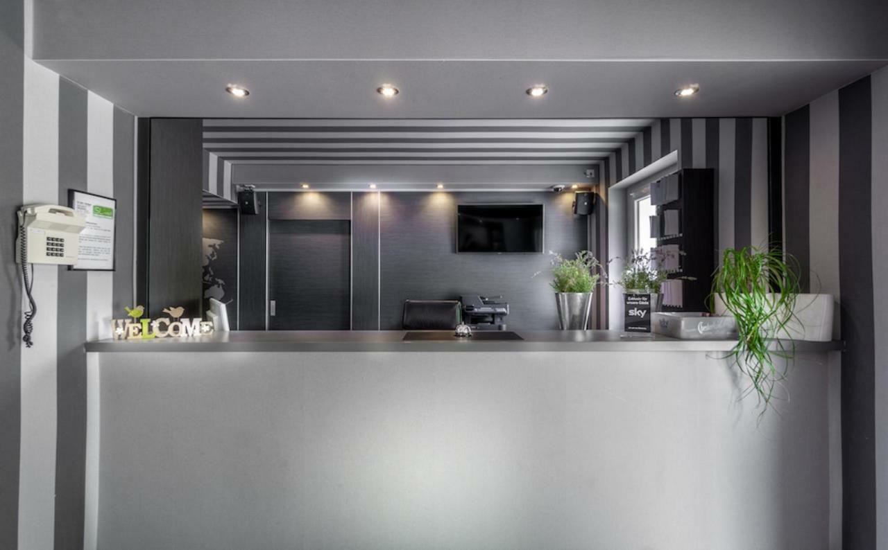 Sl'Otel Budget برنبورغ المظهر الخارجي الصورة